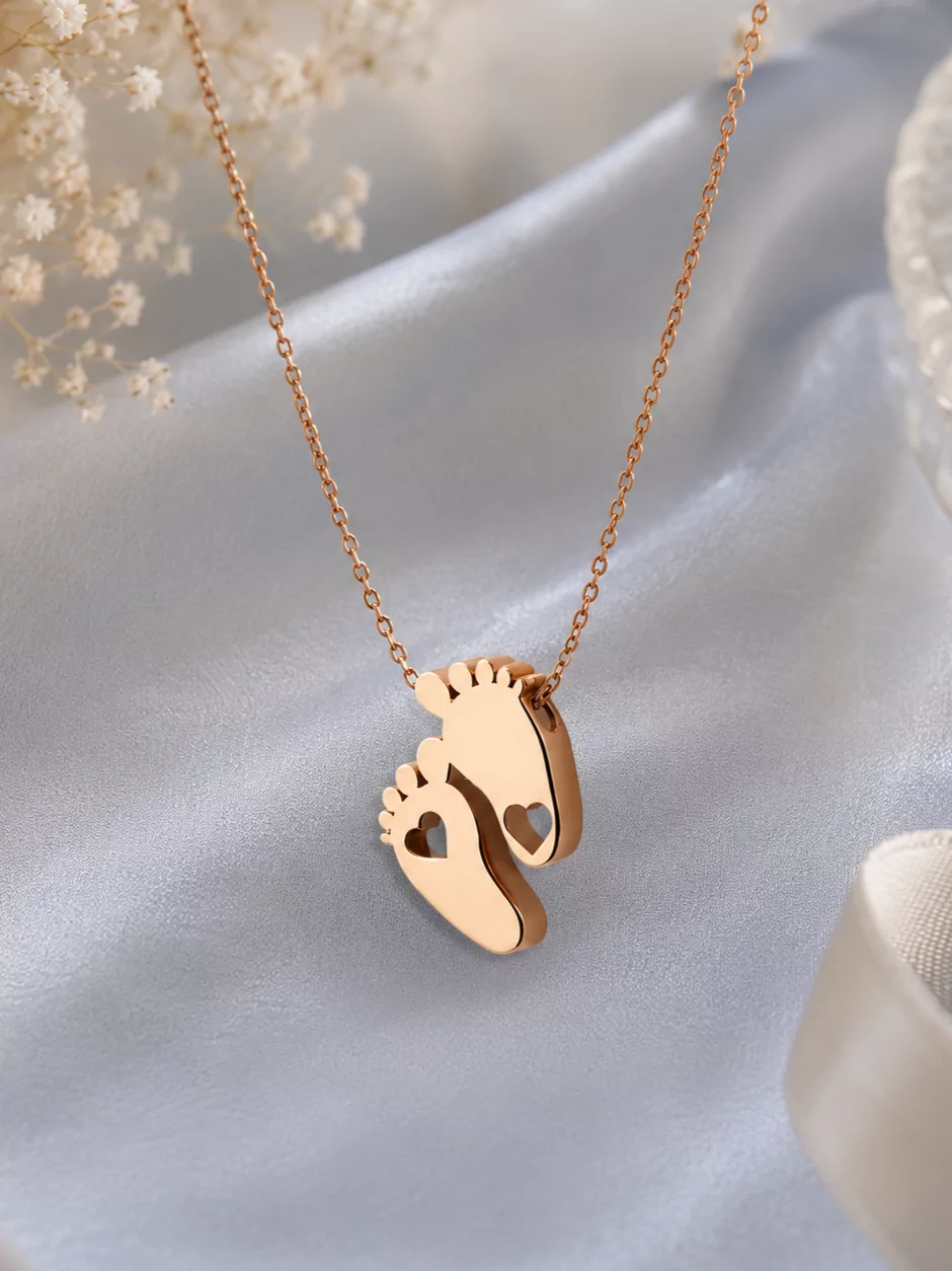 آویز جای پای عشق